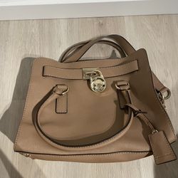 Classic Michael Kors Tan Purse