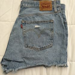 501 Levi’s Women Jeans 