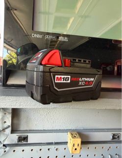 Milwaukee M18 REDLITHIUM XC4.0 Battery