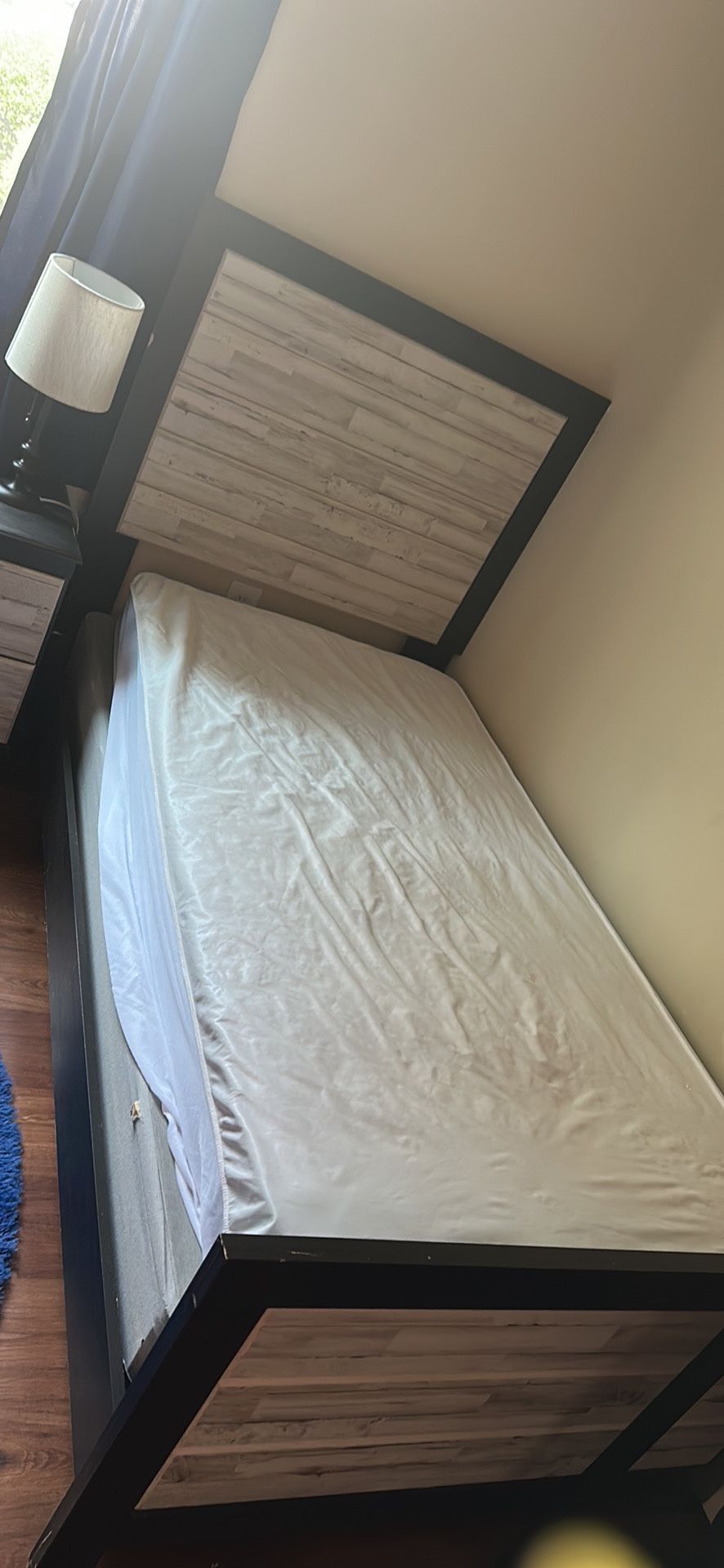 Badcock Twin Size Full Bed Room Set