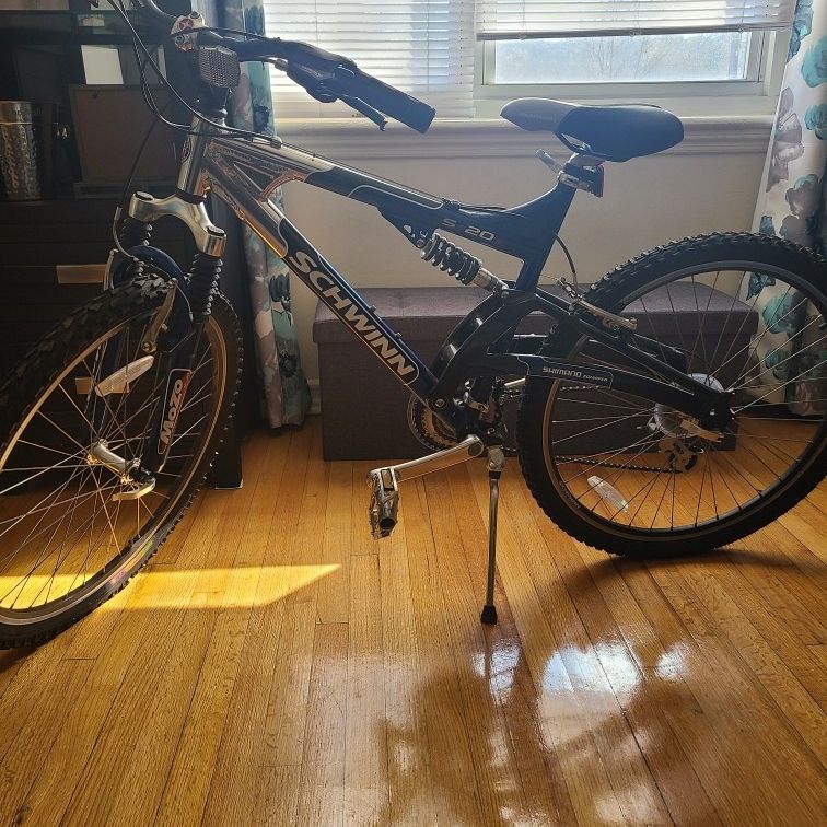 Schwinn s20 mountain bike sale