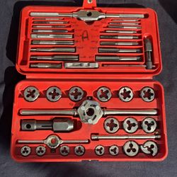 Snap On - 41PC METRIC TAP & DIE SET