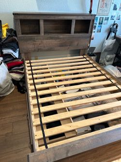 full size Bed fram