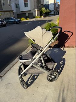 Uppababy Vista V2