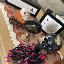 Halloween Decor