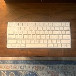 Apple Wireless Keyboard