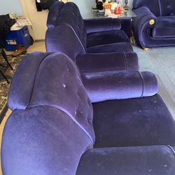 Complete Living Room Set $950 Obo 