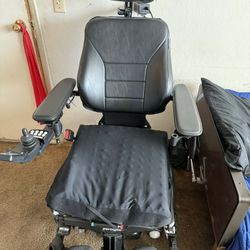 Permobil M3 Corpus Electric Wheelchair Used
Tested Fully Functional