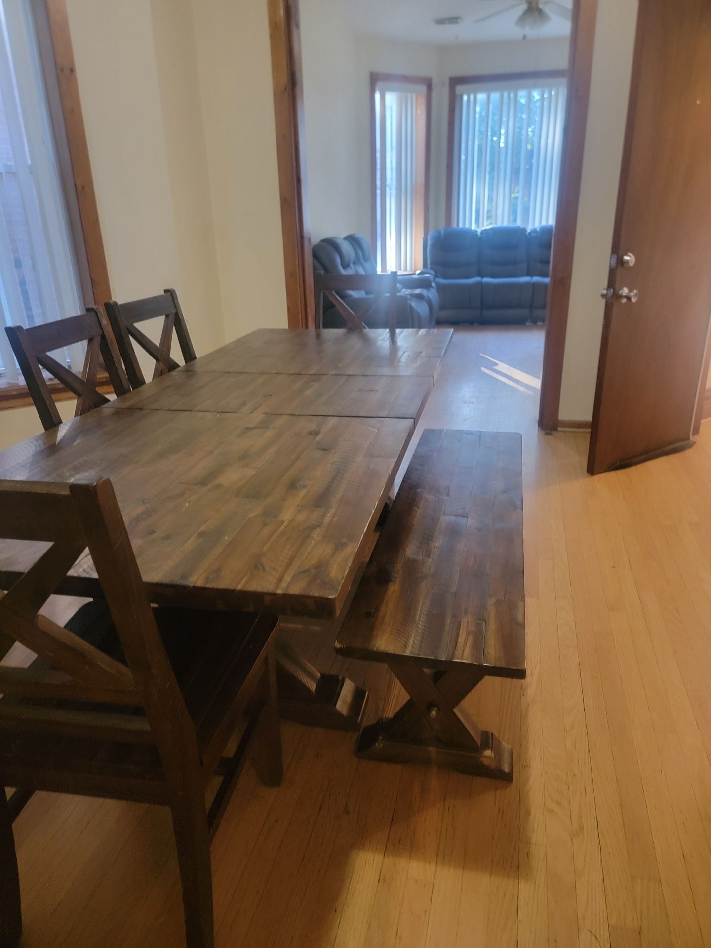 Dinning Room For Sale
