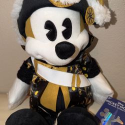 NWT Disney The Main Attraction Mickey Mouse Exclusive Pirates of the Caribbean 15” Plush
