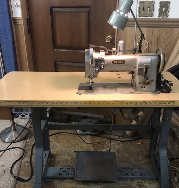 PFAFF 145 H3 Industrial Walking Foot Leather Upholstery Sewing Machine