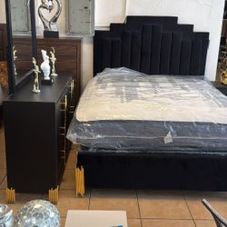 King bed for sale. Ask for price. 
