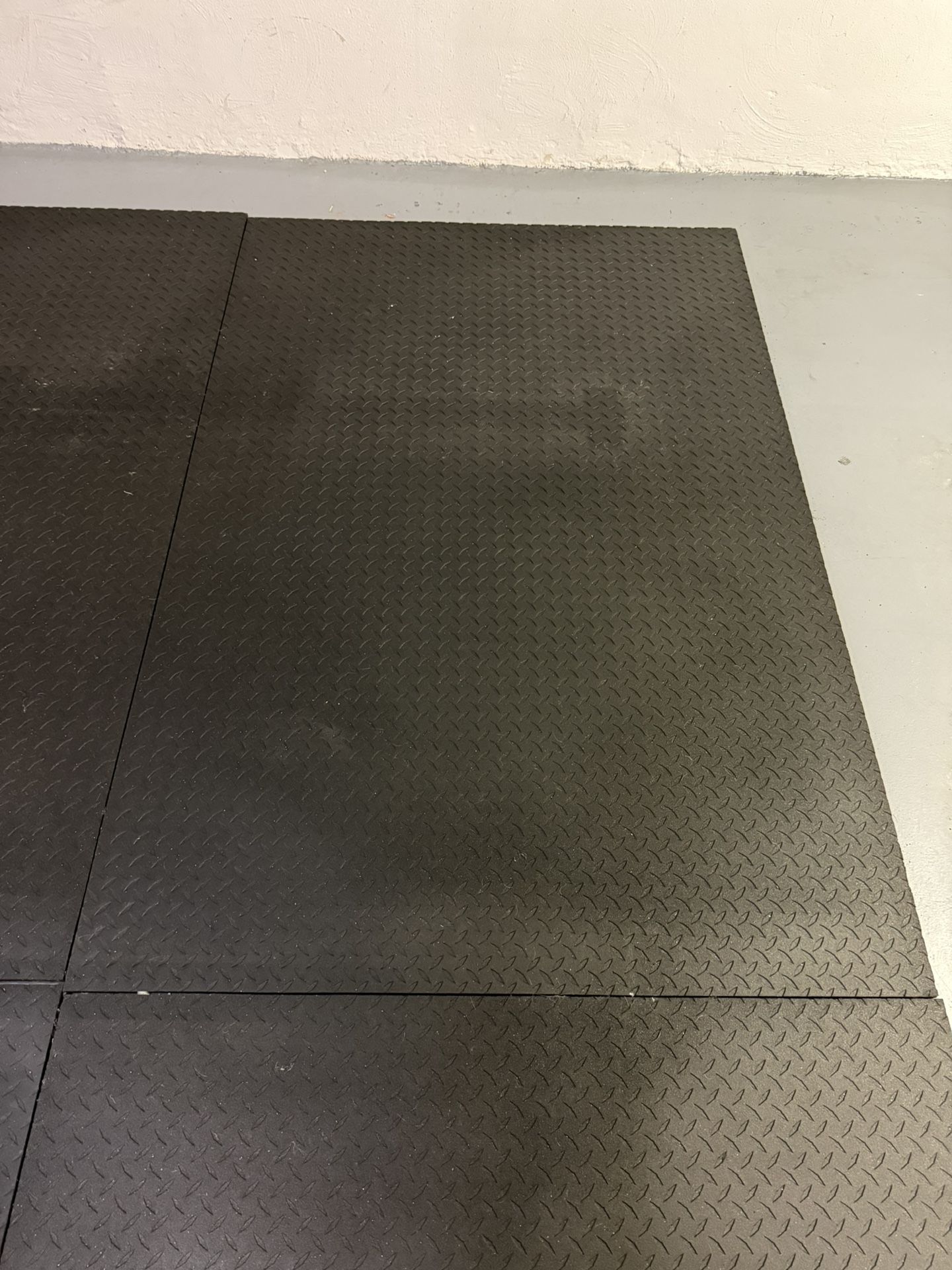 Thick Rubber Horse Stall Mats (Ideal For Home Gym)