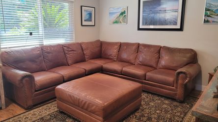 Creative Leather Anthem Bonanza sectional