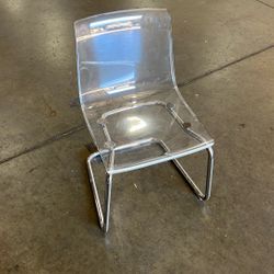 Clear chair.            One of 30.
