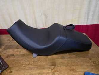 Indian Challenger Factory Seat