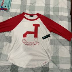 Women’s Size medium