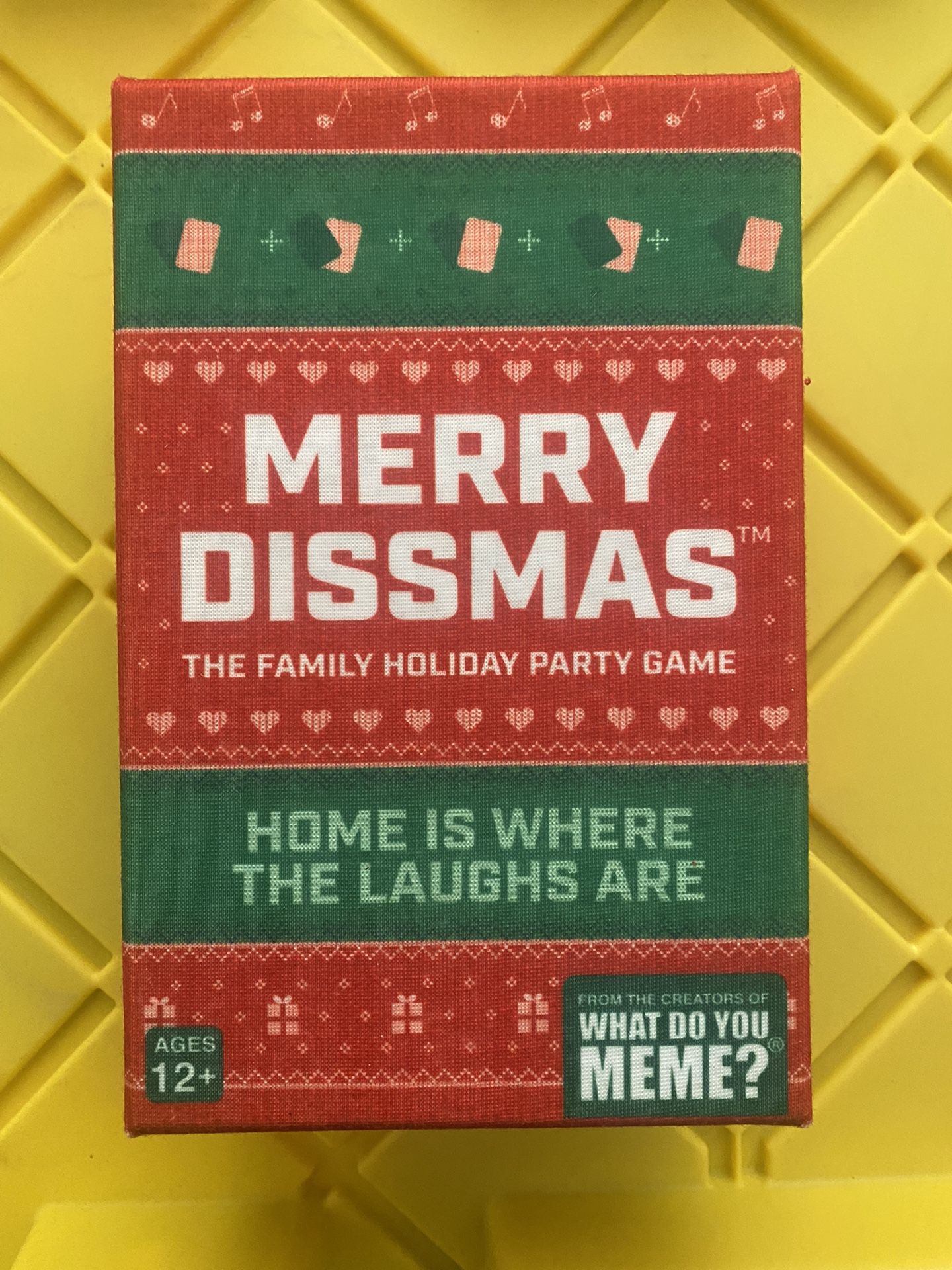 Merry  Dissmas- Holiday Board Game