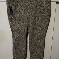 Plus size Leopard skinny pants