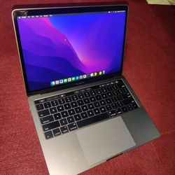 MacBook Pro w/Touchbar (2019 13")