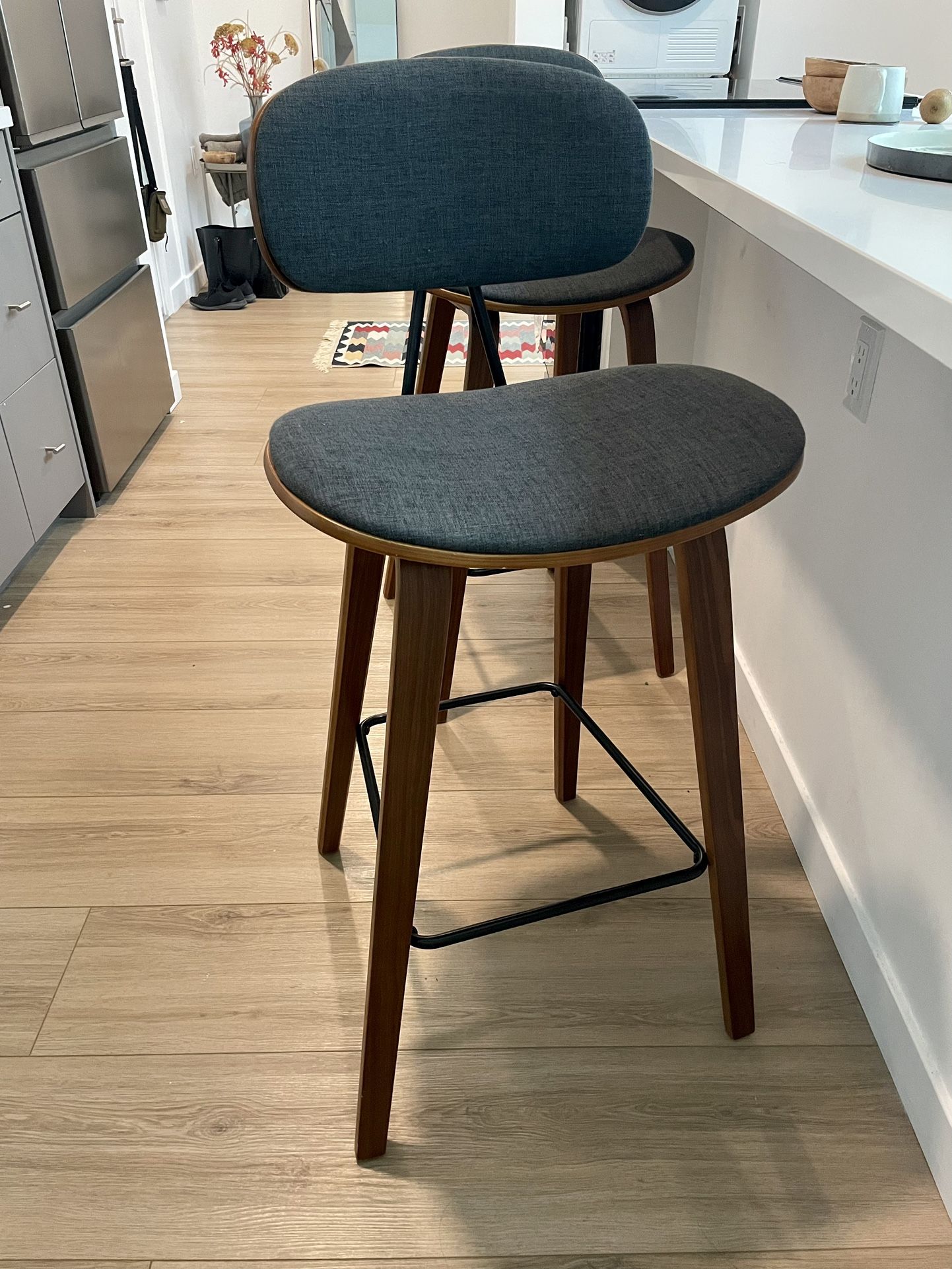 Real Wood Bar Stool