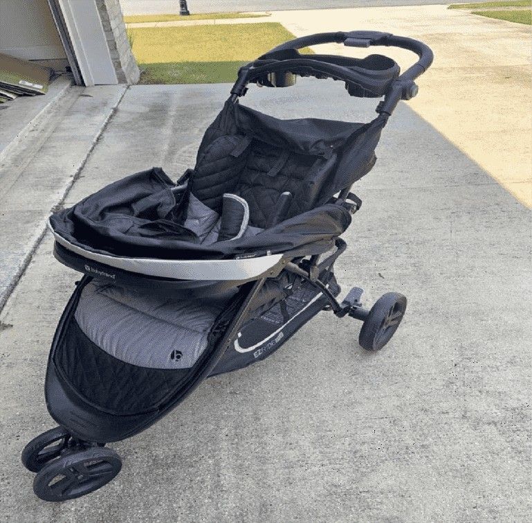 New Toddler Stroller – Safe, Chic, and Adventure-Ready book safe