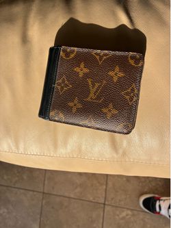 Real LV Wallet
