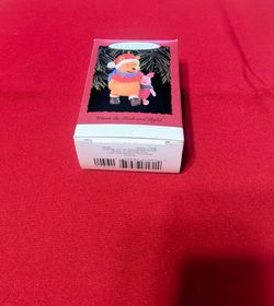 Hallmark Keepsake Winnie the Pooh and Piglet Ornament