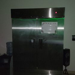 Commercial Upright Deep Freezor-NEW 