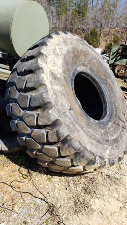 Loader Tire, 26.5R25 Pneumatic, Titan Radial  STL3 E3/L3, One available!!