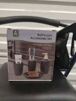 Bathroom Accessories Set