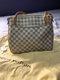 Louis Vuitton purse