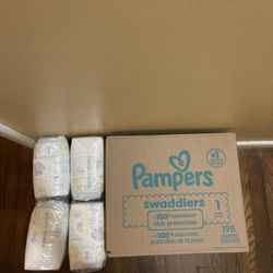 Pampers Swaddles Size 1