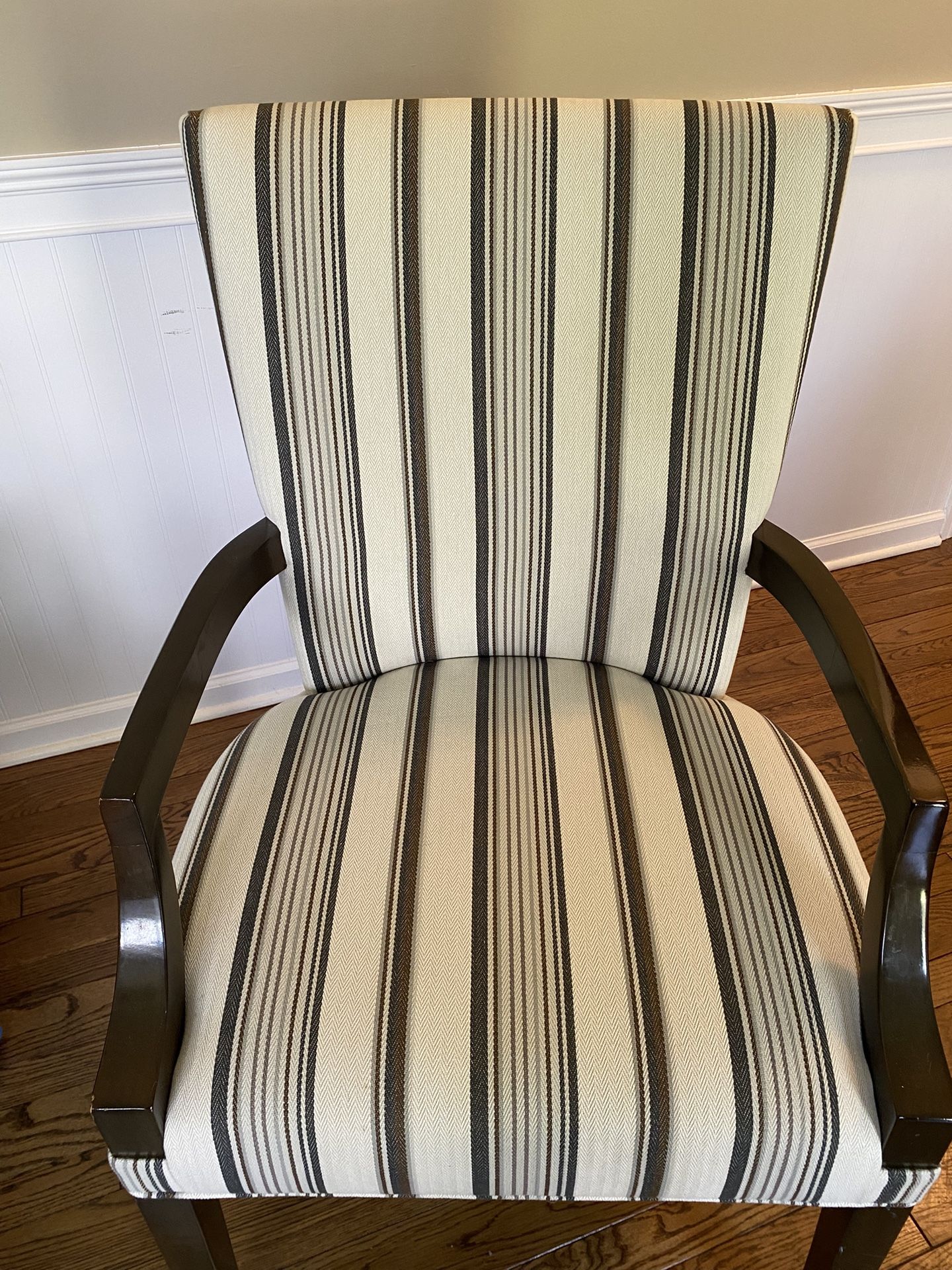 Accent Arm Chair