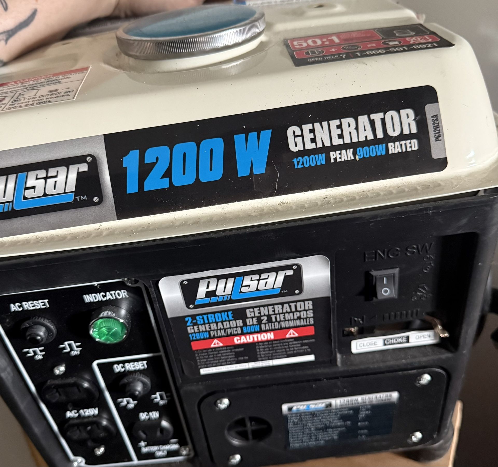 Pulsar 1200W Portable 2-Cycle Generator