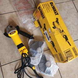 DEWALT
13 Amp Corded 6 in. High Performance Angle Grinder