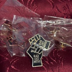  Black Lives Matter Lapel Pin 