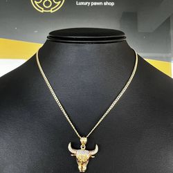 10k Yellow solid Gold buffalo pendant/charm with 20 inch, 10k gold curb chain