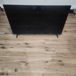 New TCL ROKU TV with remote 