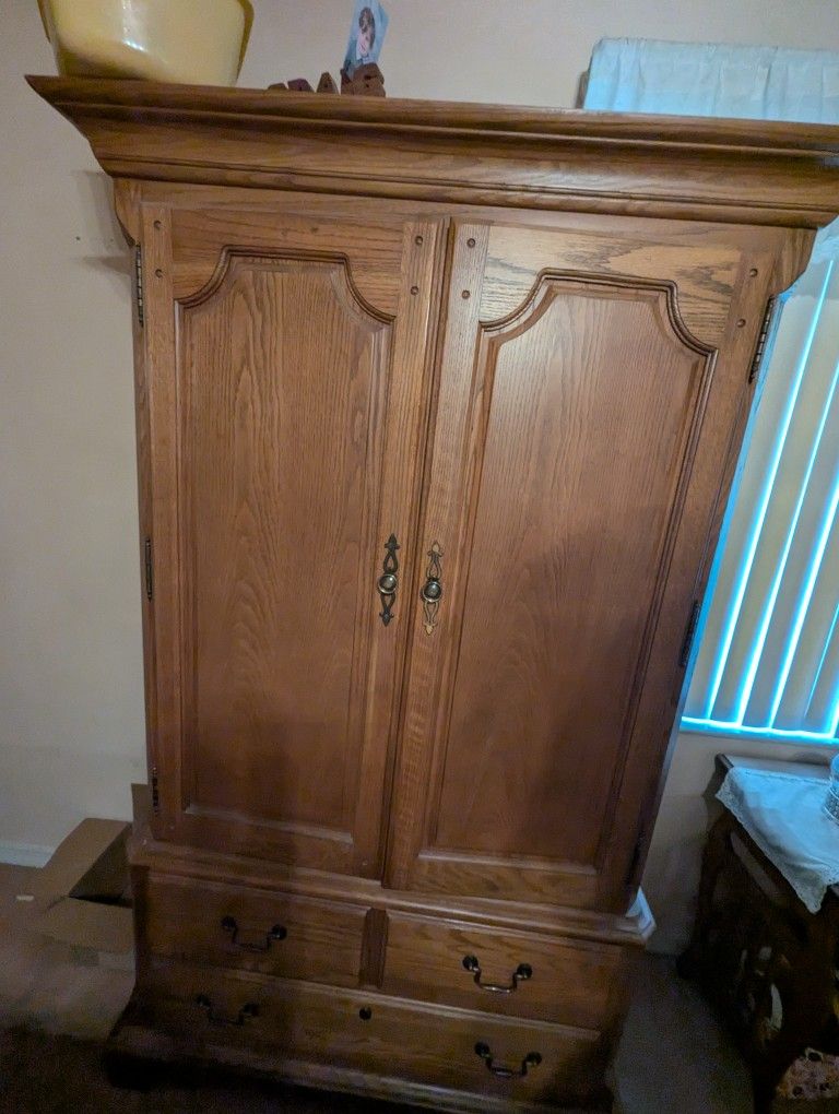 Thomasville NC Made American Oak Bedroom Set