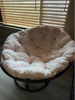 Papasan chair and cushion