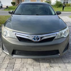 TOYOTA CAMRY HYBRID 2013