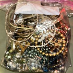 bag of jewelry 