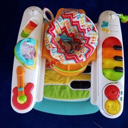 Fisher-price Baby Piano Center