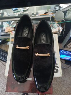 Hugo Vitelli Dress Shoes