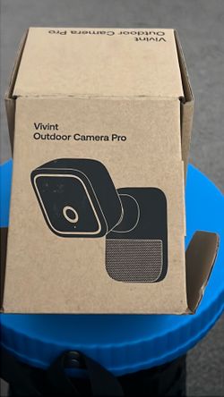 Vivint outdoor camera & doorbell