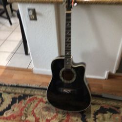 EAST BAN Electric acoustic guitar  Excellent Condition Works Perfect