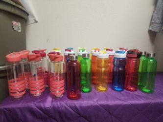 32- NEW Plastic Drink Containers ranging from 25 oz to 45 Oz. ALL together