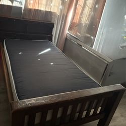 Twin Bed 