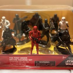 Star Wars The Rise of Skywalker Deluxe Play